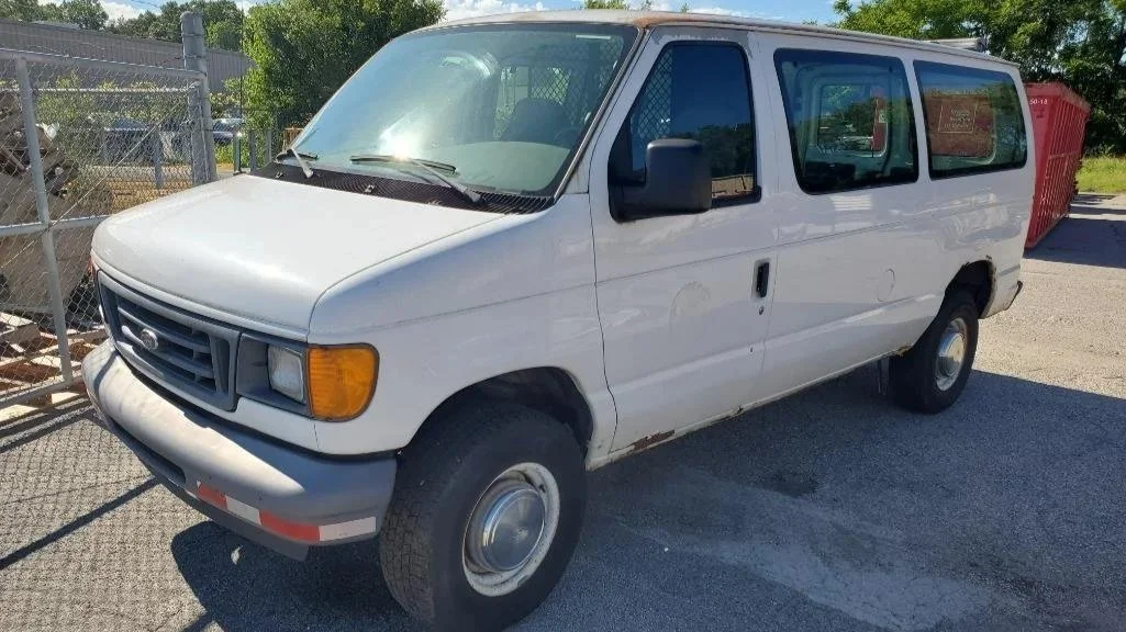 2006 Ford E-250 Econoline Van