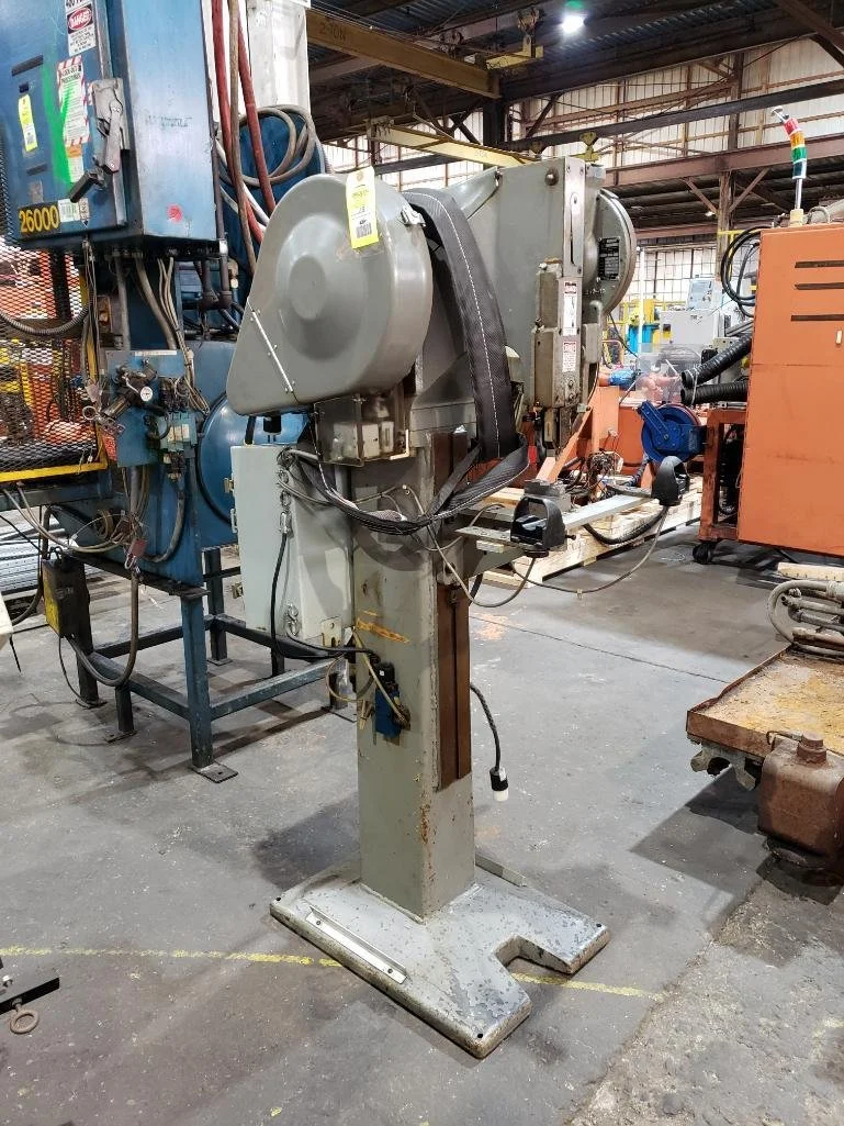National Rivet and Mfg Co Riveting Machine. Model 500. Serial # 4098H1.