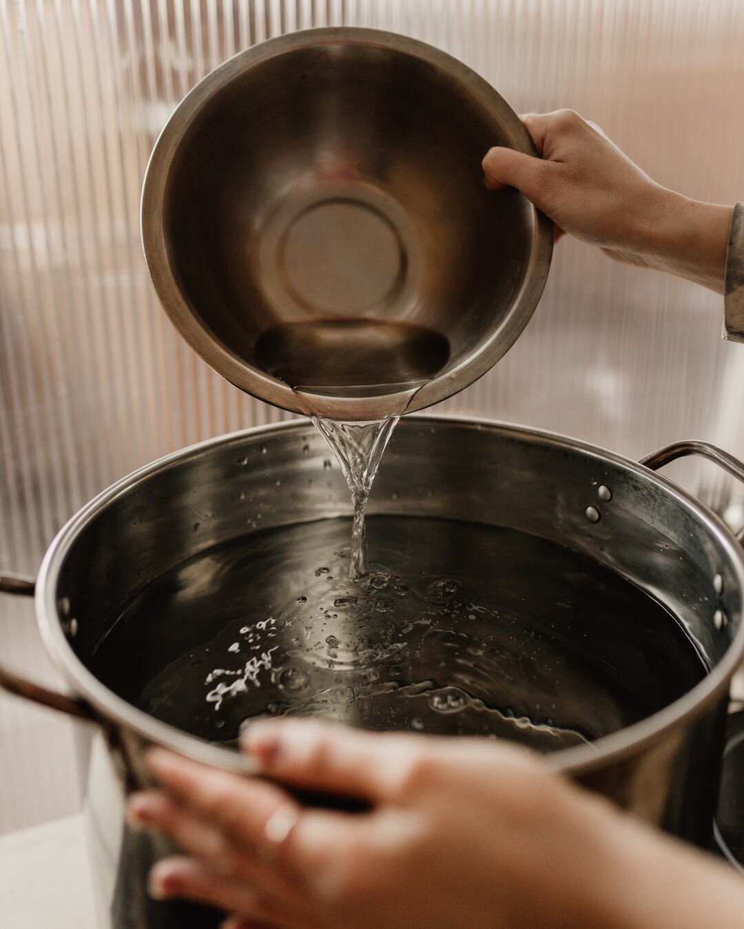 Earlier this week we posted a video on our stories showing how we are preparing our new t-shirts to be naturally dyed. This single stage, of a four stage process, takes 24 hours to complete. The response we received via DM was pure disbelief 😲!⠀⠀⠀⠀⠀