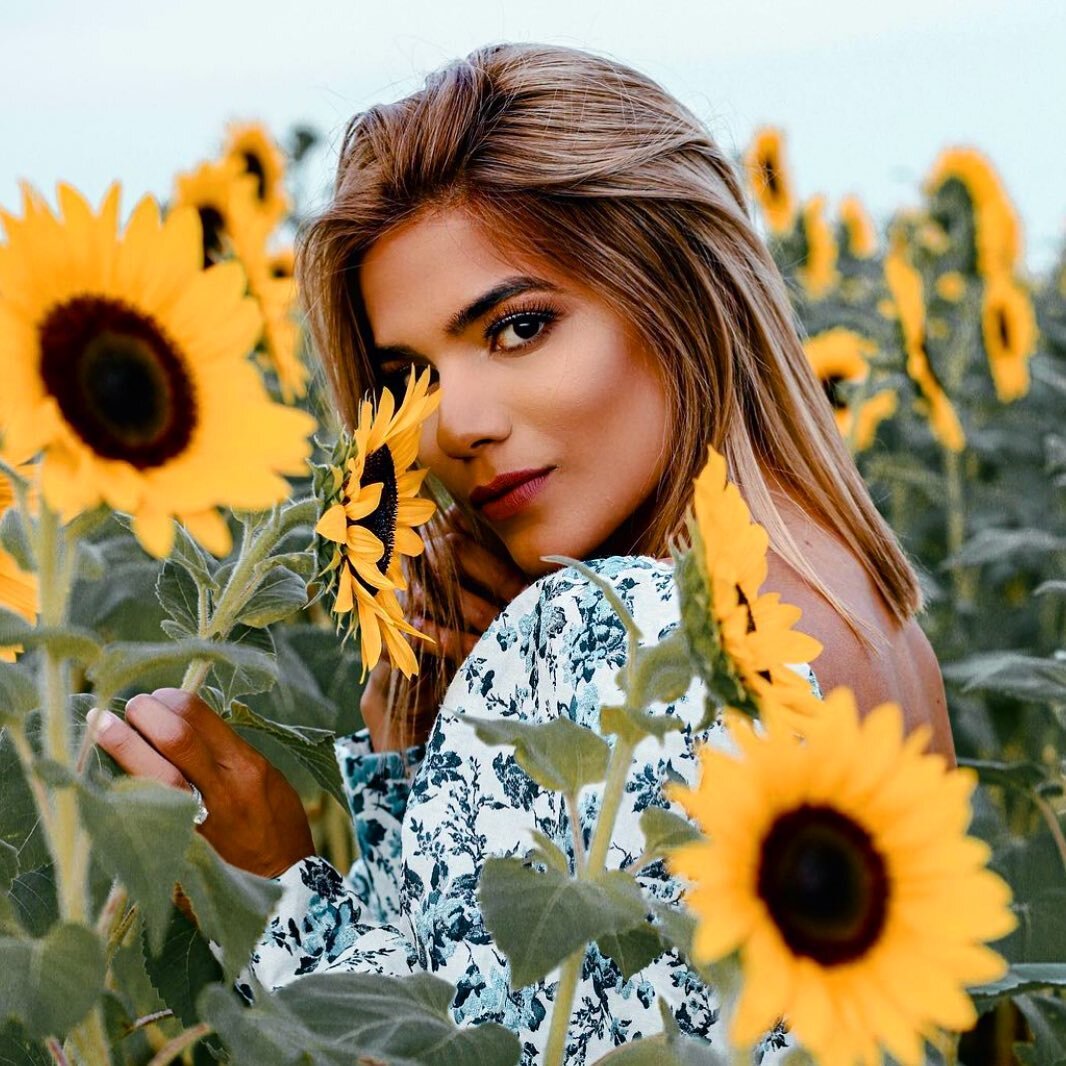 &ldquo;Your task is not to seek for love, but merely to seek and find all the barriers within yourself that you have built against it.&rdquo; &mdash; Rumi

📷 @carlanunez_ 🌻