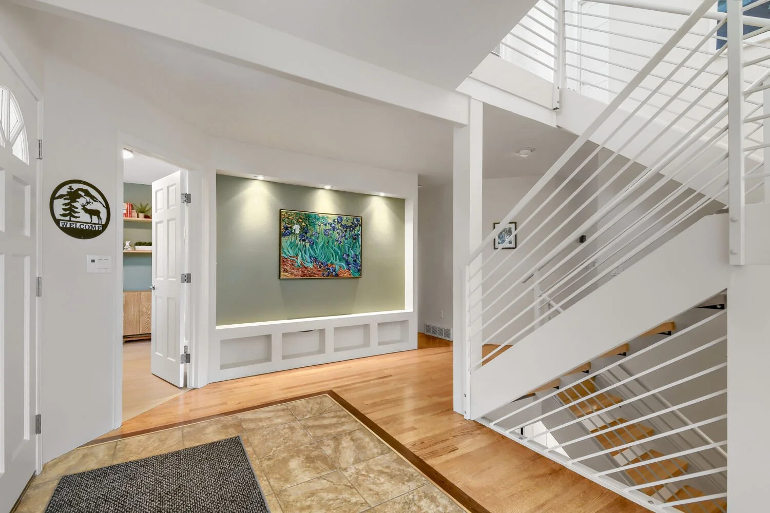  Spacious Entryway 