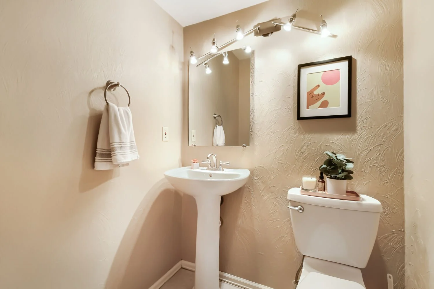  Main floor ½ bath 