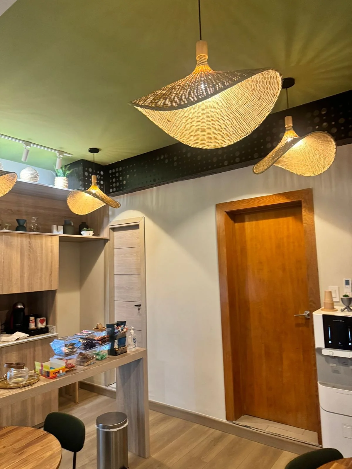 WhatsApp Image 2024-10-17 at 01.23.22.jpeg