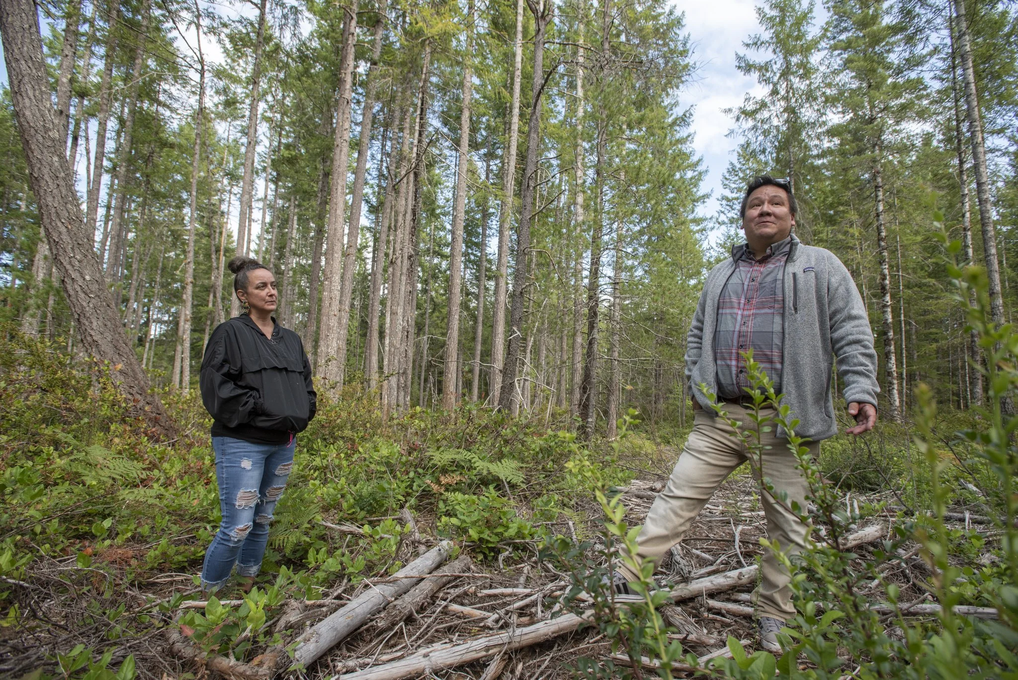 Kris Miller and Tom Strong, Skokomish Tribe, credit Hannah Letinich