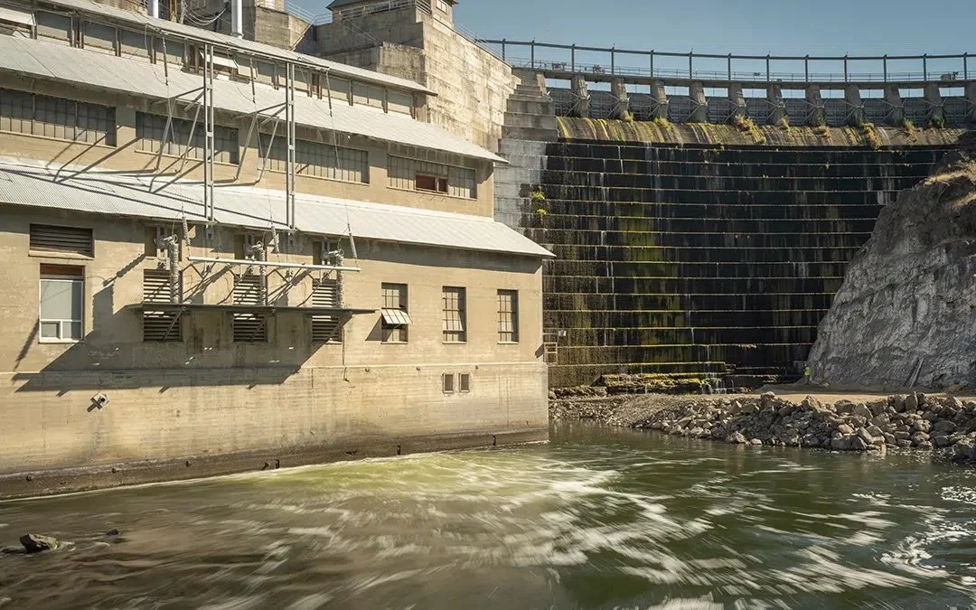 Copco dam before removal on middle Klamath River. Credit Swiftwater films and Resource Environmental Solutions.