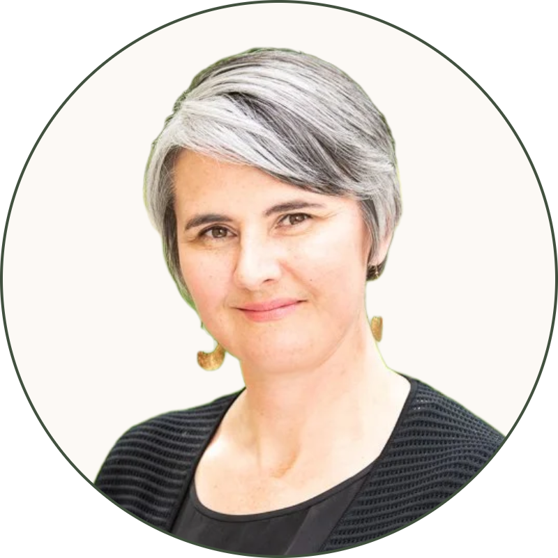Ellen Dully headshot