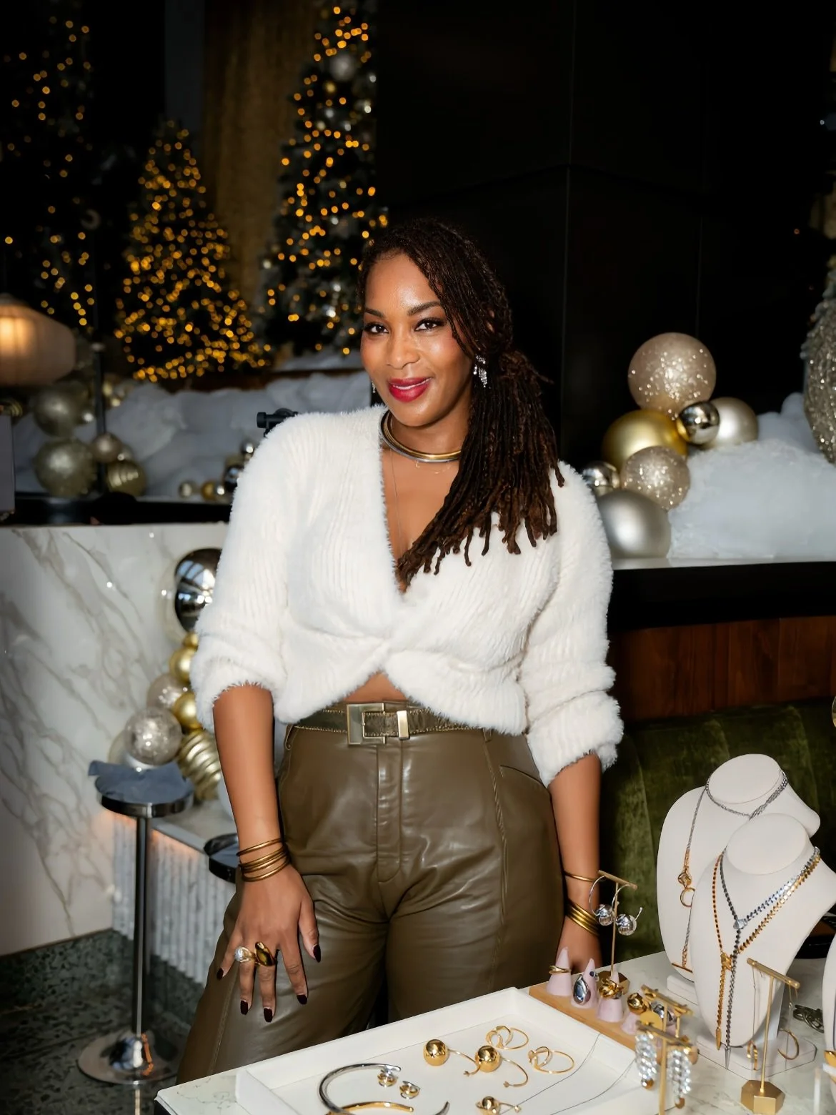 ✨ What a TIME! &amp; We&rsquo;re still glowing from it all! 
Thank you @morningmindsetwithtai, @taibeau, Jasmin, and the entire team for such a beautiful Holiday Shopping Experience &mdash;  from the beginning to the end- everything was perfect- our 