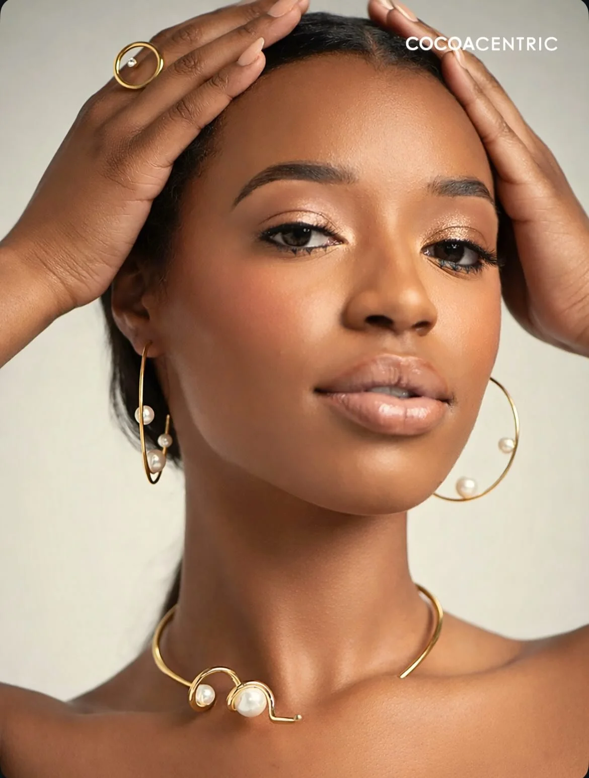 ✨💎The Oscars jewelry looks confirmed what we&rsquo;ve always known &mdash; The collar necklace is that girl (again). Last night the neckline became the canvas
Gemstone Collars or Sculptural pearls, brooches&hellip;. wear the Jewelry that doesn&rsquo