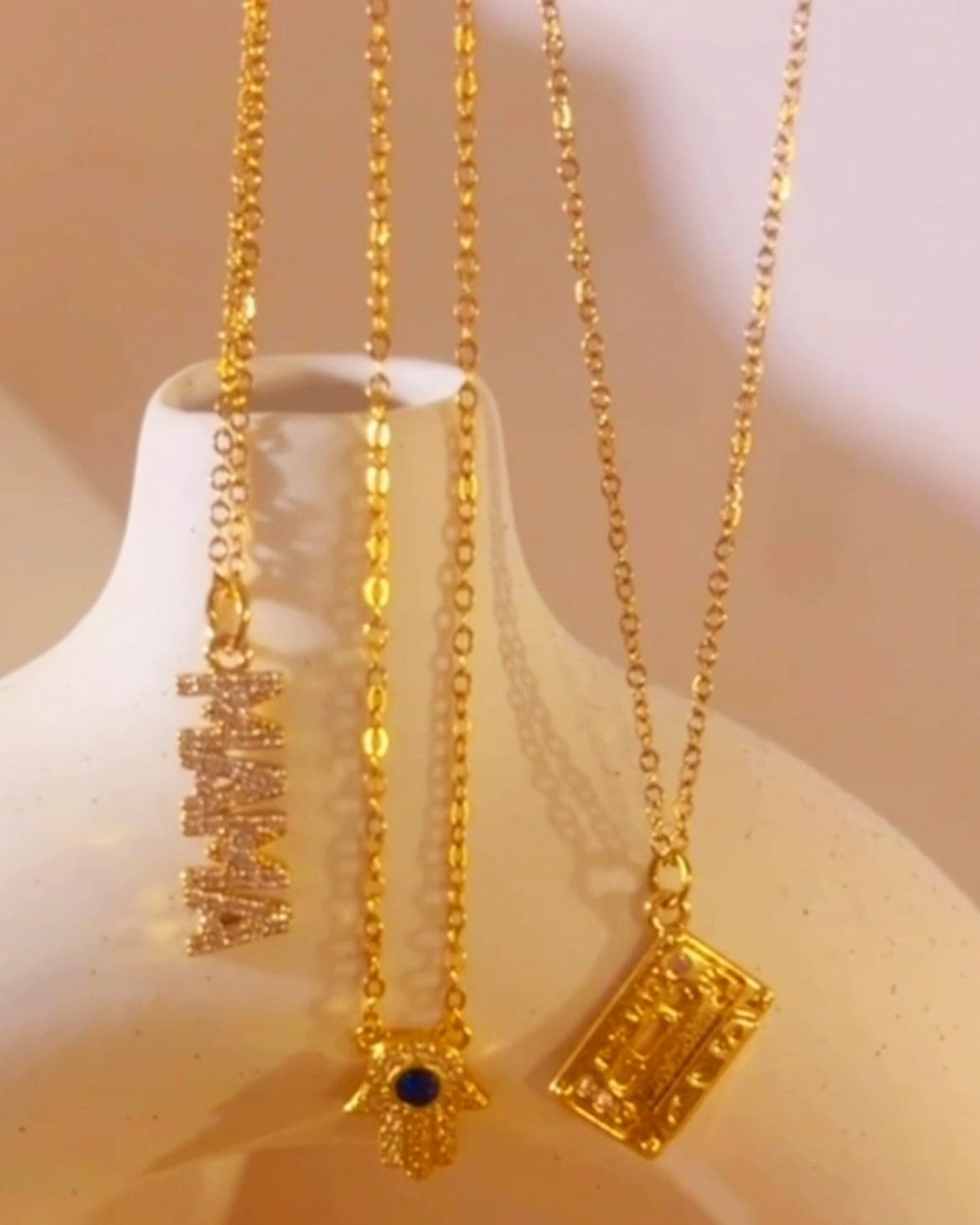 Dainty+Necklace.jpg