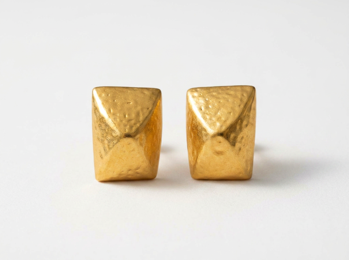 Mansa Clip Earring