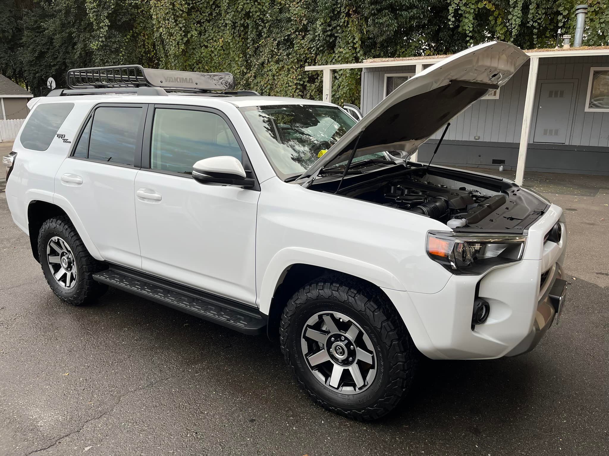 Shout out to my crew for a fantastic job on this 4 Runner!
#detailersofinstagram #detailersoffacebook #mobiledetailing