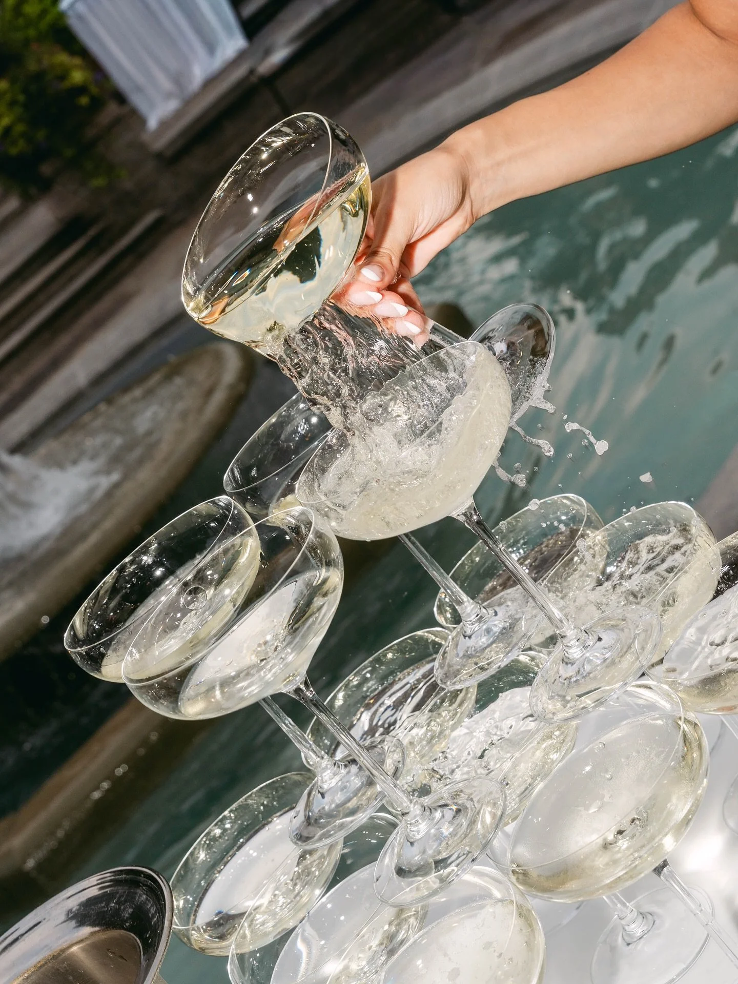 🍾 Elegance in every pour 🥂

Photography: @515photoco 
Venue: @graydonhallmanor 
Tableau: @lune1860 

#TorontoWeddings #TorontoWeddingVenue #TorontoBride #TorontoGroom #GTAWeddings #OntarioWeddingPlanner #WeddingPlannerToronto #BrideToBeToronto #Tor