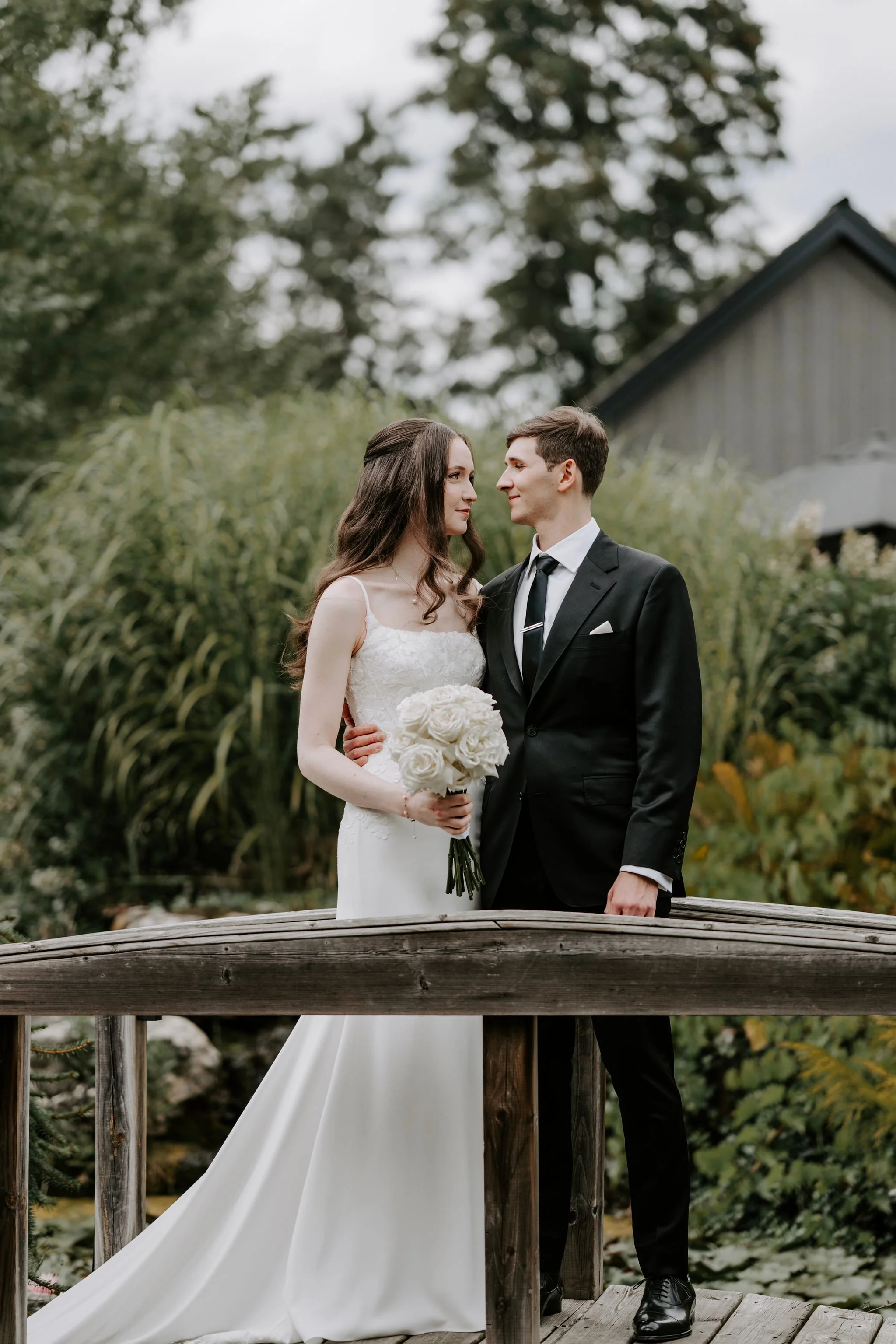 Alyssa & Mark at Roseville Estates  Photography by Ever After Photographers