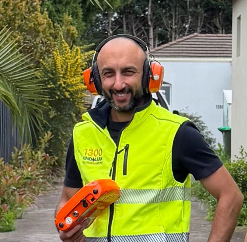 Leak Detector @ 1300 FINDLEAK