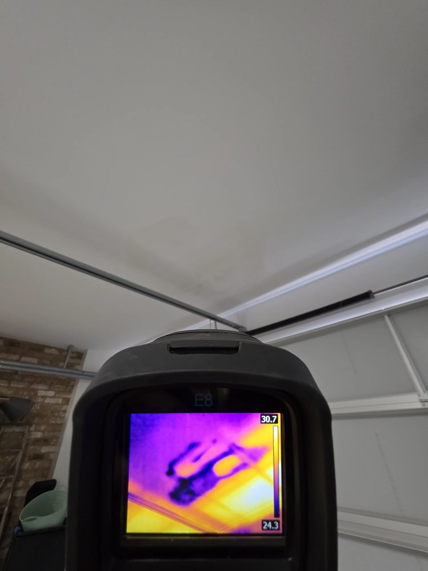 thermal-camera-ceiling-leak.jpg