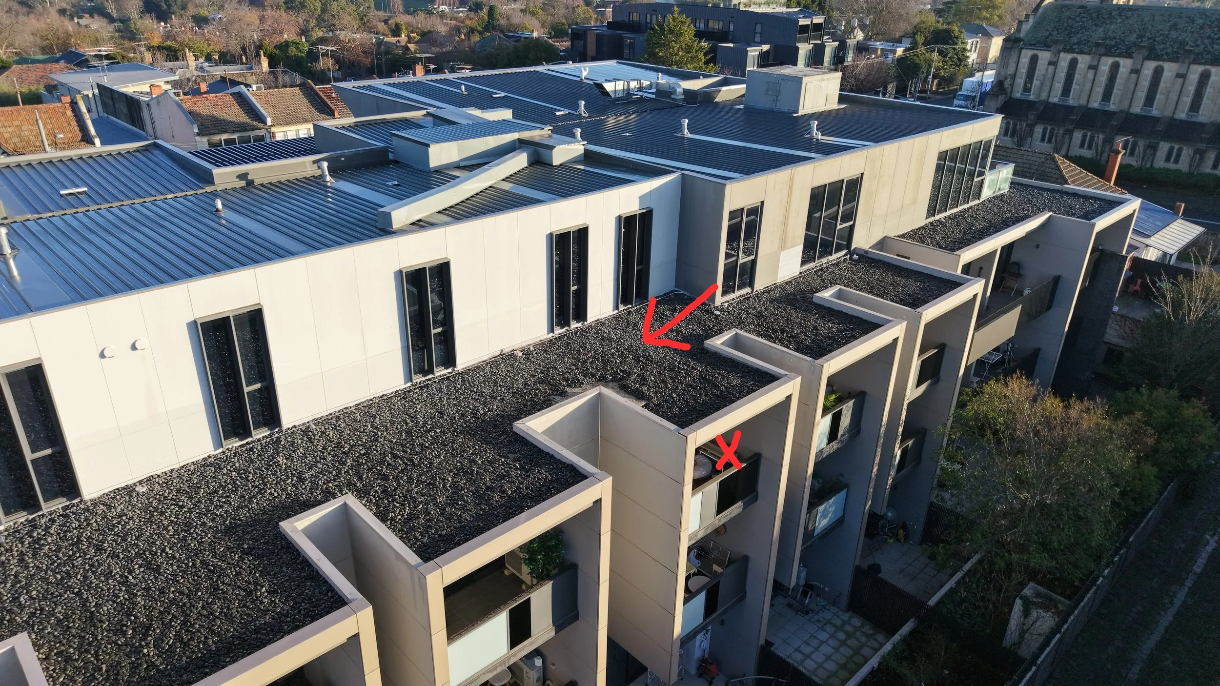 Roof leak detection and repair services on the Gold Coast: 1300 FINDLEAK