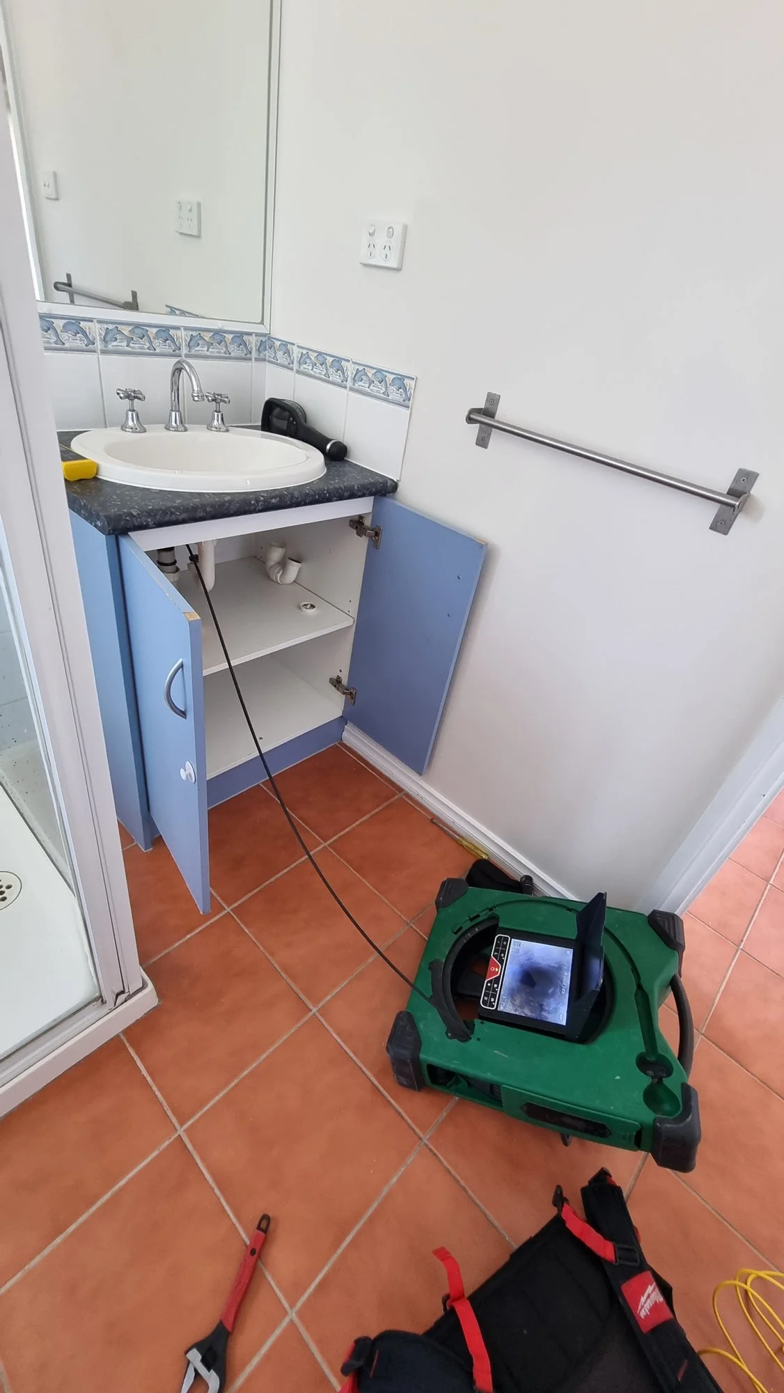 bathroom-cctv-drain-inspection.jpg