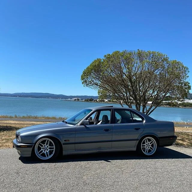 Couldn&rsquo;t visit sf without seeing some beauty&rsquo;s !! Shout out to the homies for coming and hanging real quick ! Had a great time and cars look beautiful! &bull;
&bull;
&bull;
&bull;
&bull; 
Don&rsquo;t mind these tags 
#bmw #e34 #540i #bmwe