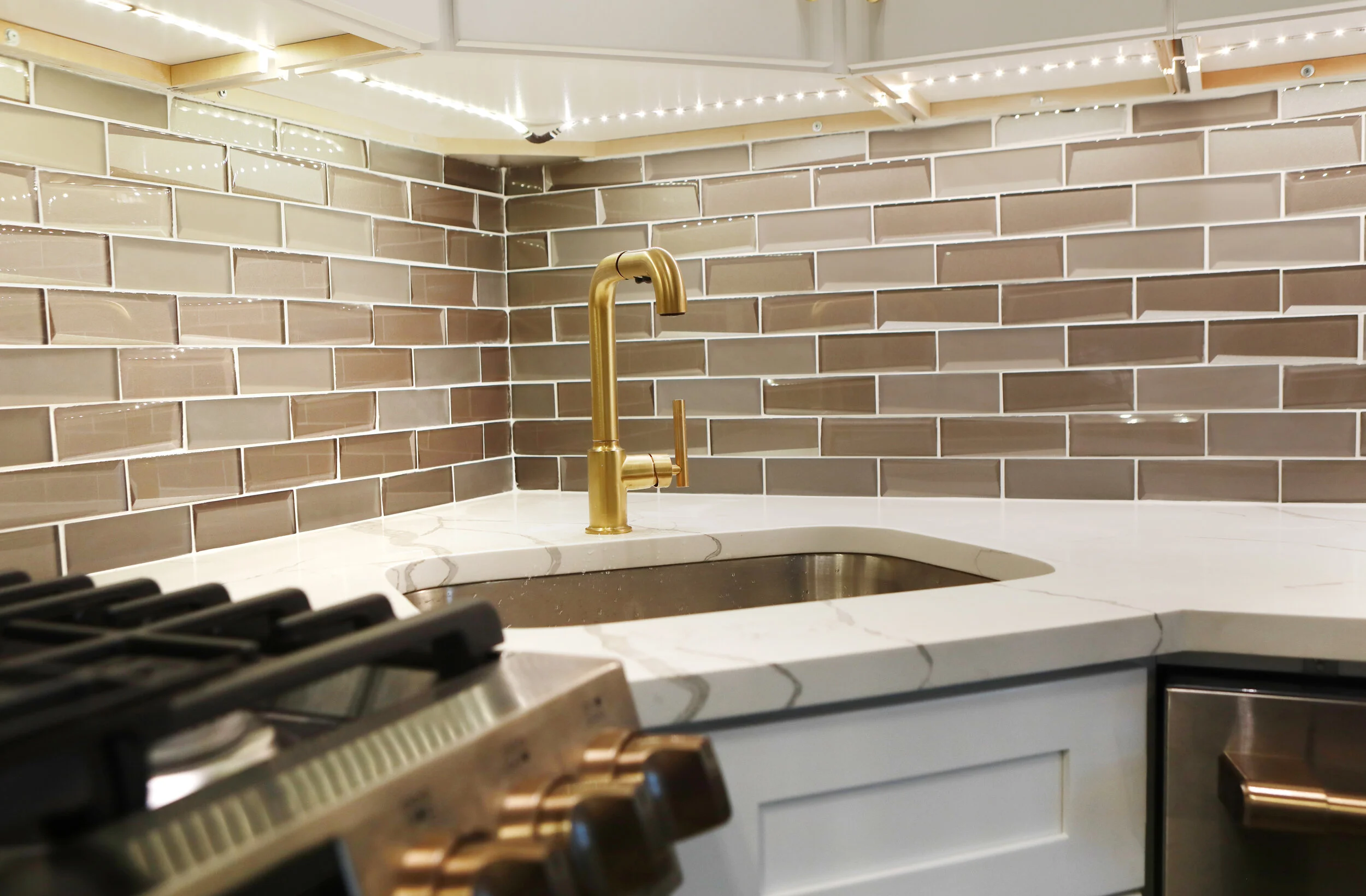 14th St Apt 2-131 (1).jpg