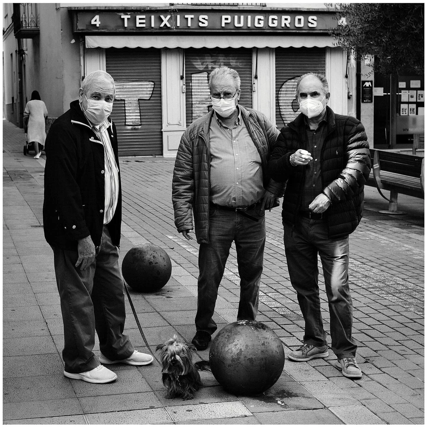 Hang out no matter what! 
2 black and white photos still shot in Spain. The 3 men with the dog and the ladies hangout. All fully compliant with social distancing. It was interesting to see how &ldquo;life&rdquo; reshaped with bar/restaurants closed. 