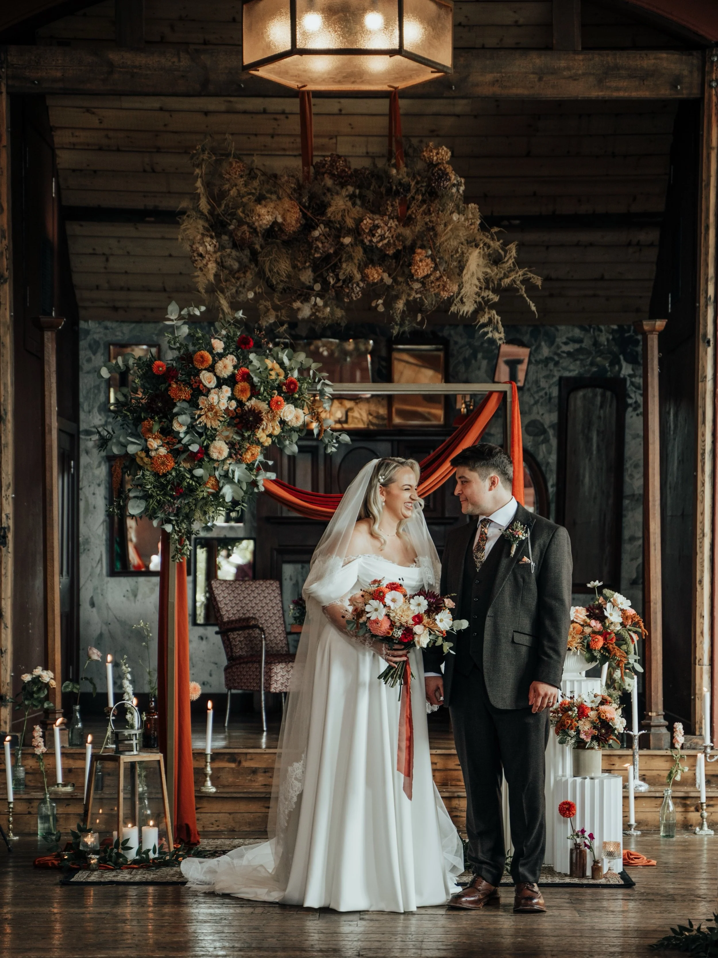 Get @reshare_app &bull; @andrewmcleanweddings Mr &amp; Mrs Butcher
&bull;
An amazing day yesterday celebrating Cait and Tom. Everyone in their Sunday Best and the Victoria looked incredible!
&bull;
Bridal Prep Venue @the_florentine_sheffield 
Venue @