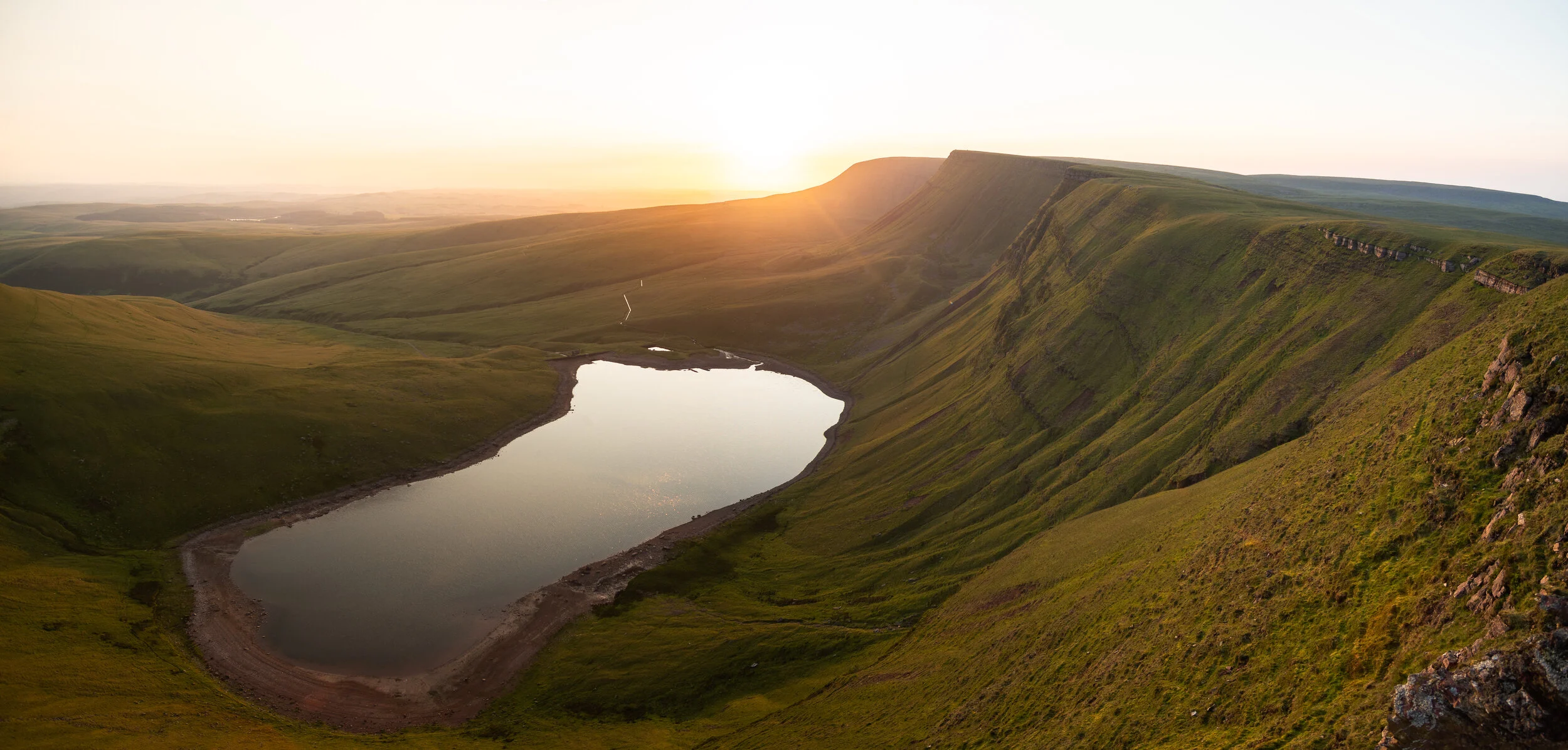 The 20 Best Landscape Photography Locations In The Brecon Beacons the-20-best-landscape-photography-locations-in-the-brecon-beacons