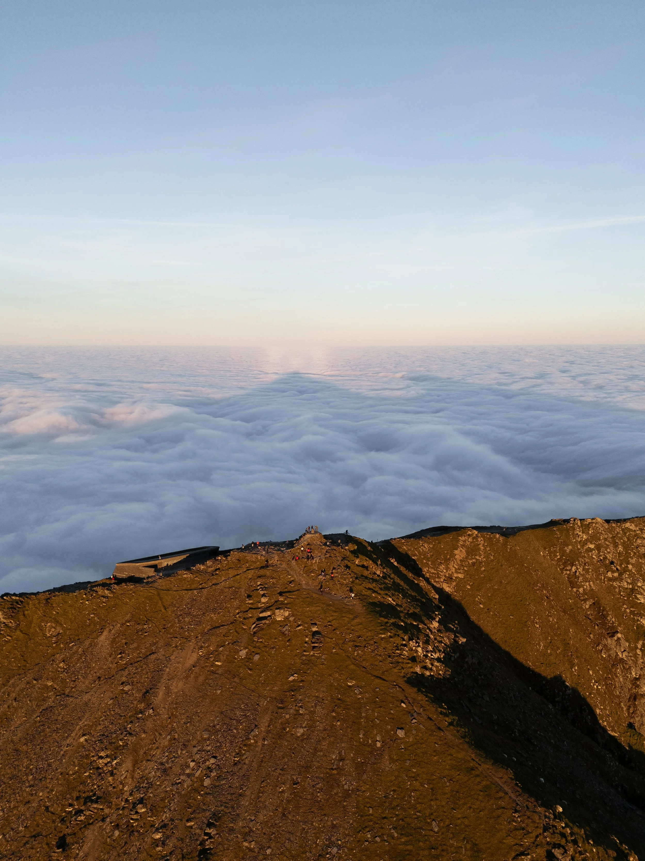 Complete guide to hiking the Snowdon Horseshoe and Crib Goch, Snowdonia National Park
