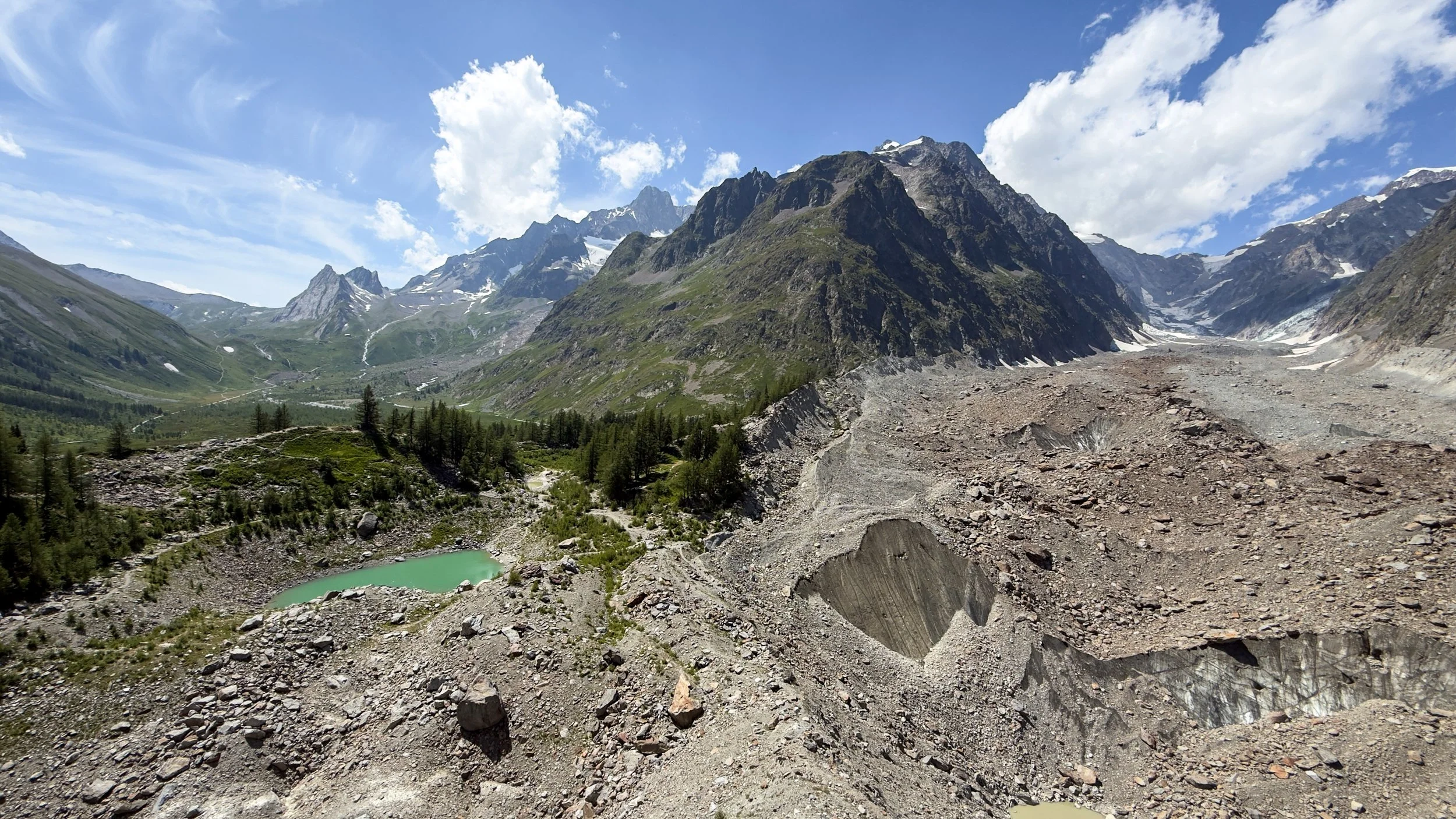 Hiking the Highlights of the Tour du Mont Blanc: Day 2 - La Ville des Glaciers to Val Veny - Lago di Miage