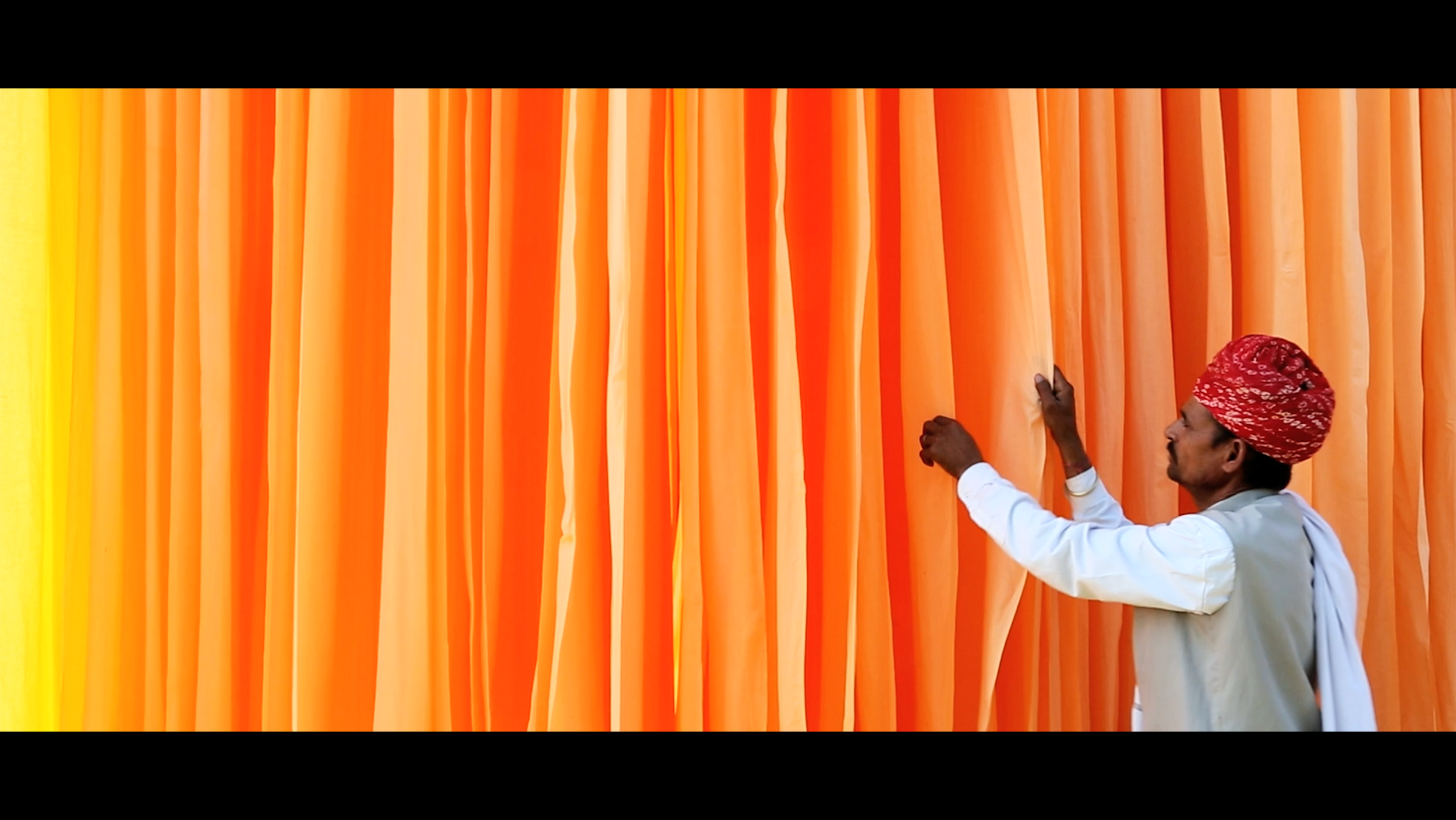 Caratlane_Filmstrips00001.png