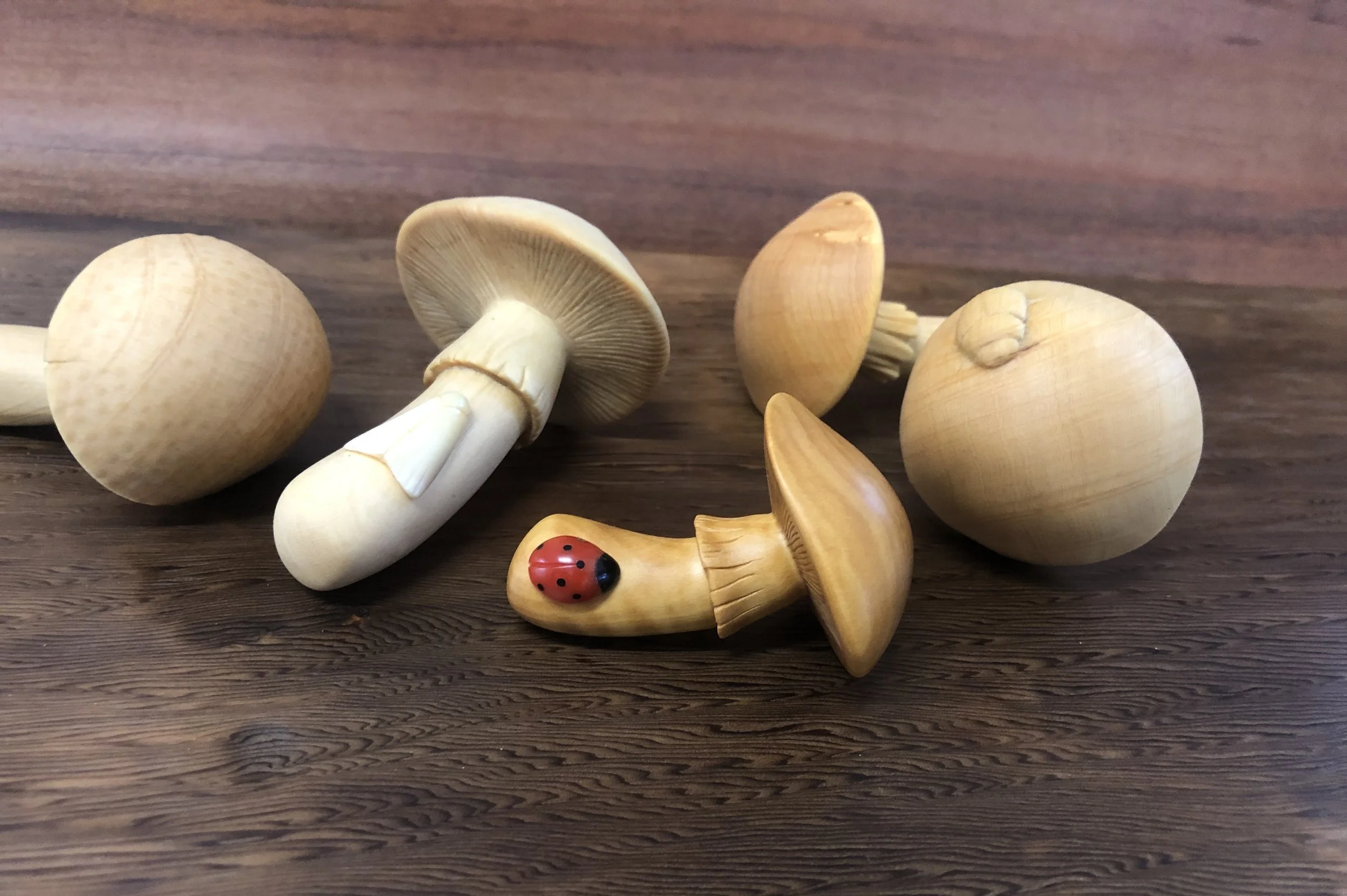 Carve A Netsuke Mushroom