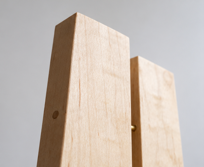 candle_stand_detail_view.png