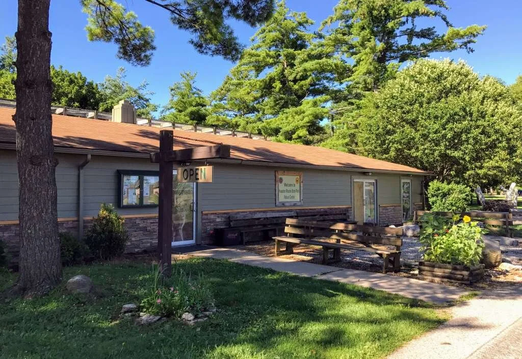 HWnatureCenter.jpg