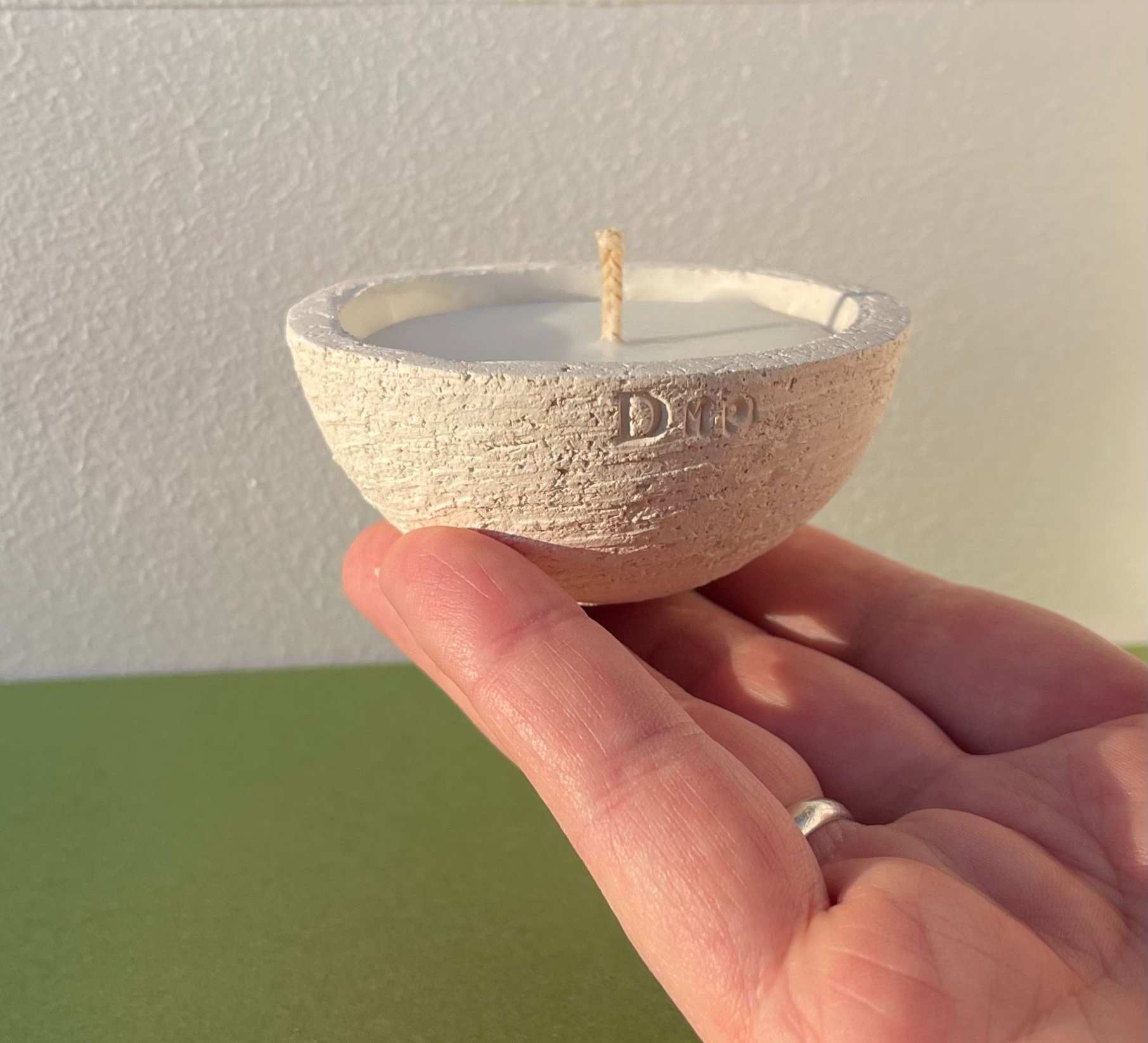 single+wick+hand.jpg