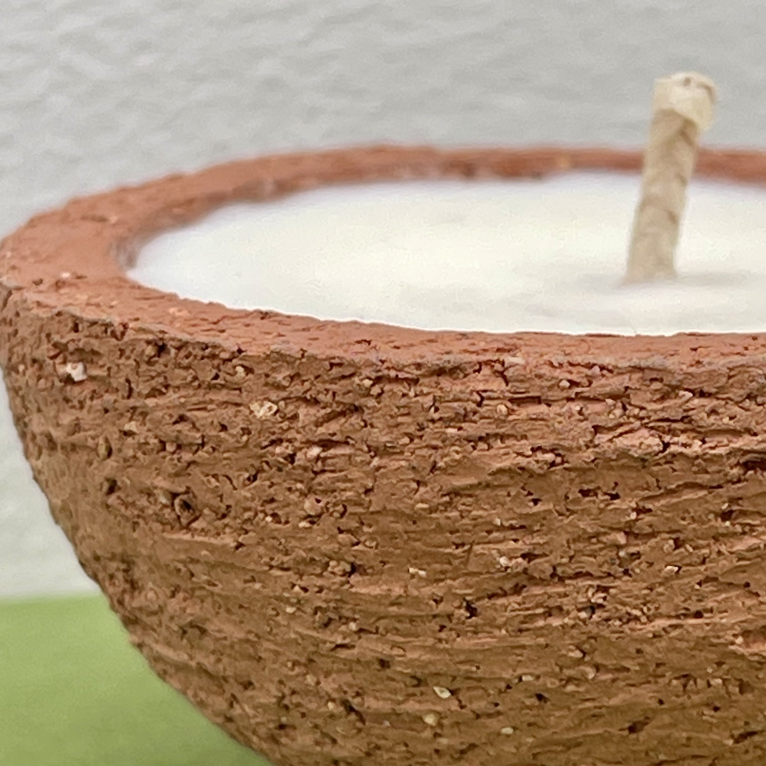 single wick close up.jpeg