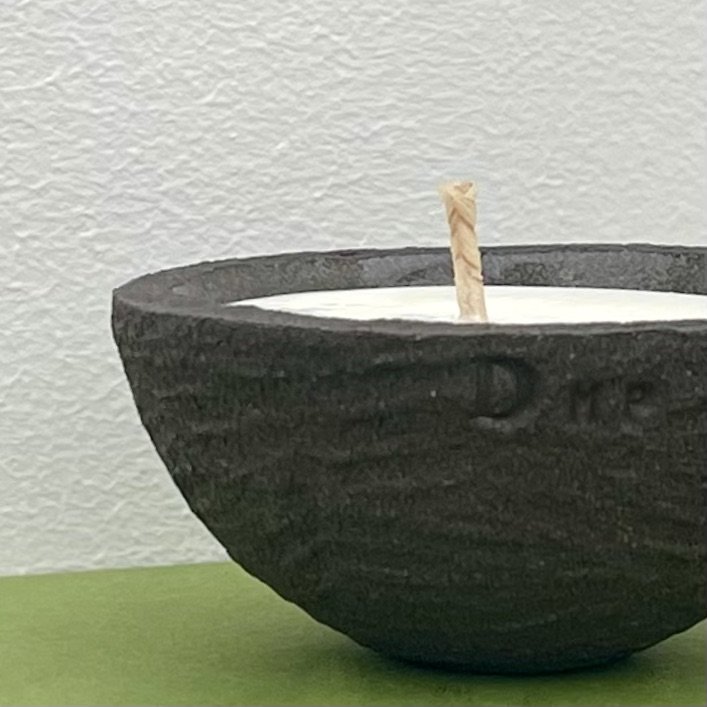 single wick close up.jpeg