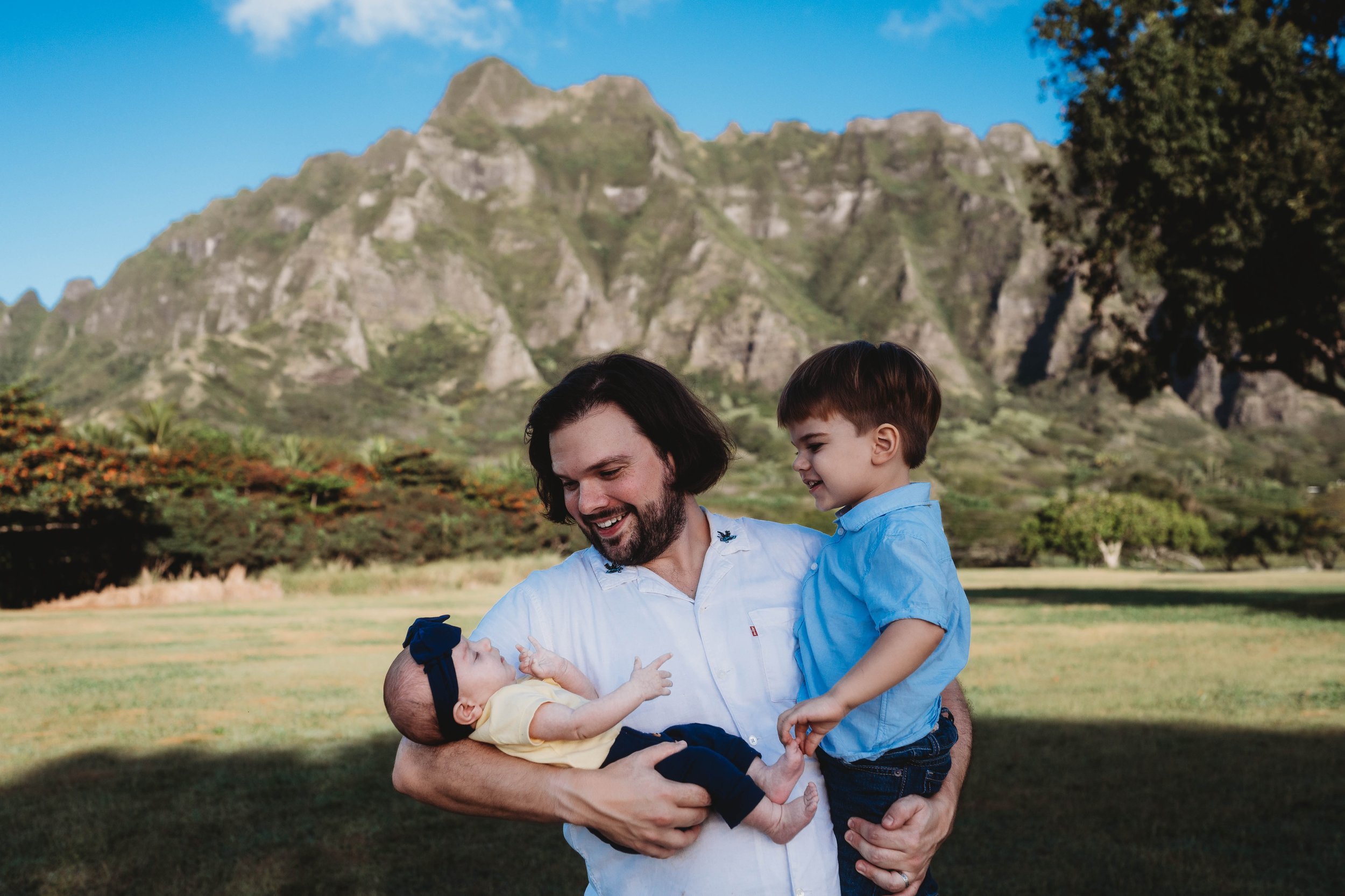 Family of 4 Session at Kualoa Regional Park, Oahu Photographer