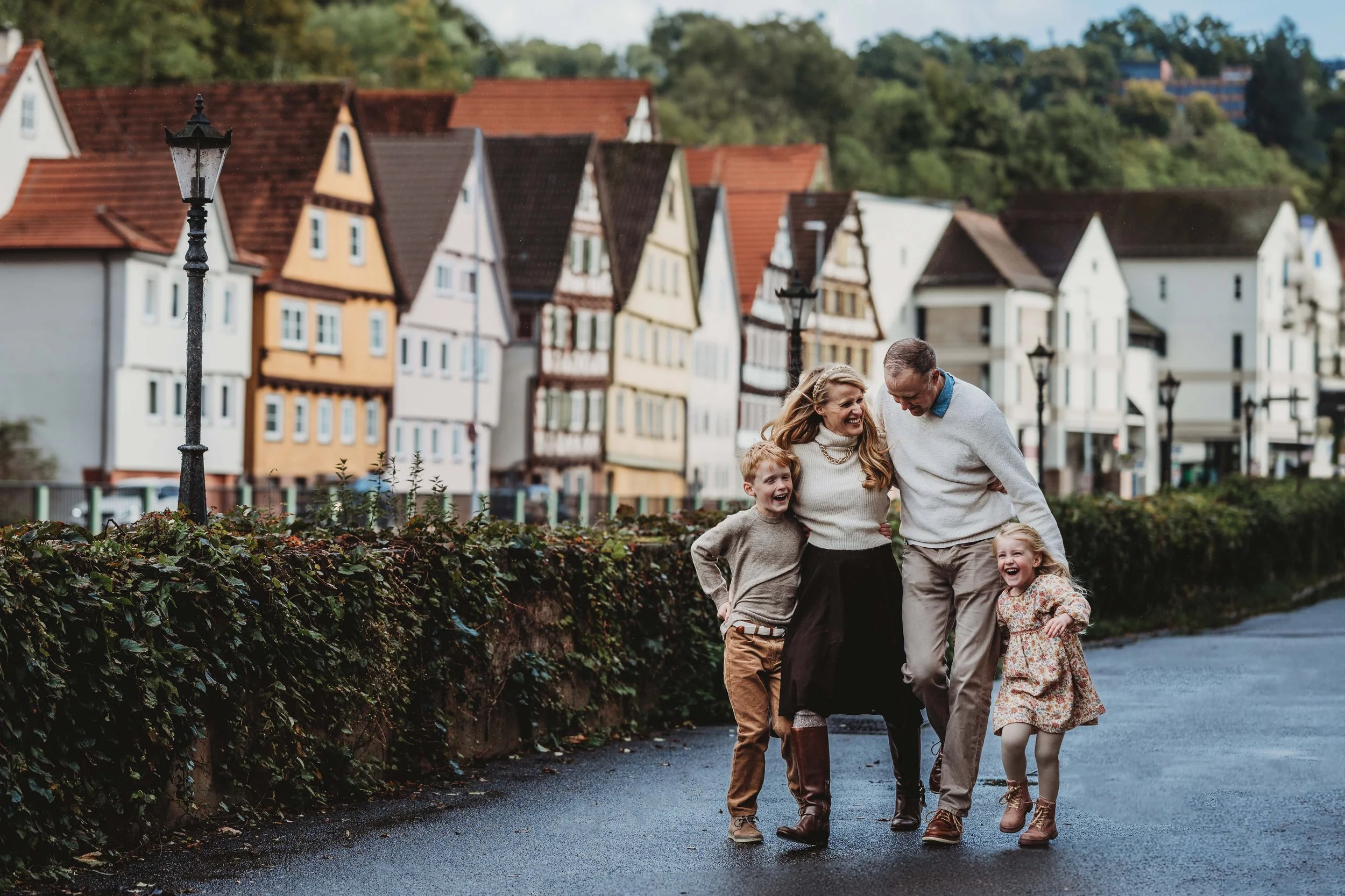 Whitehouse Family | Calw