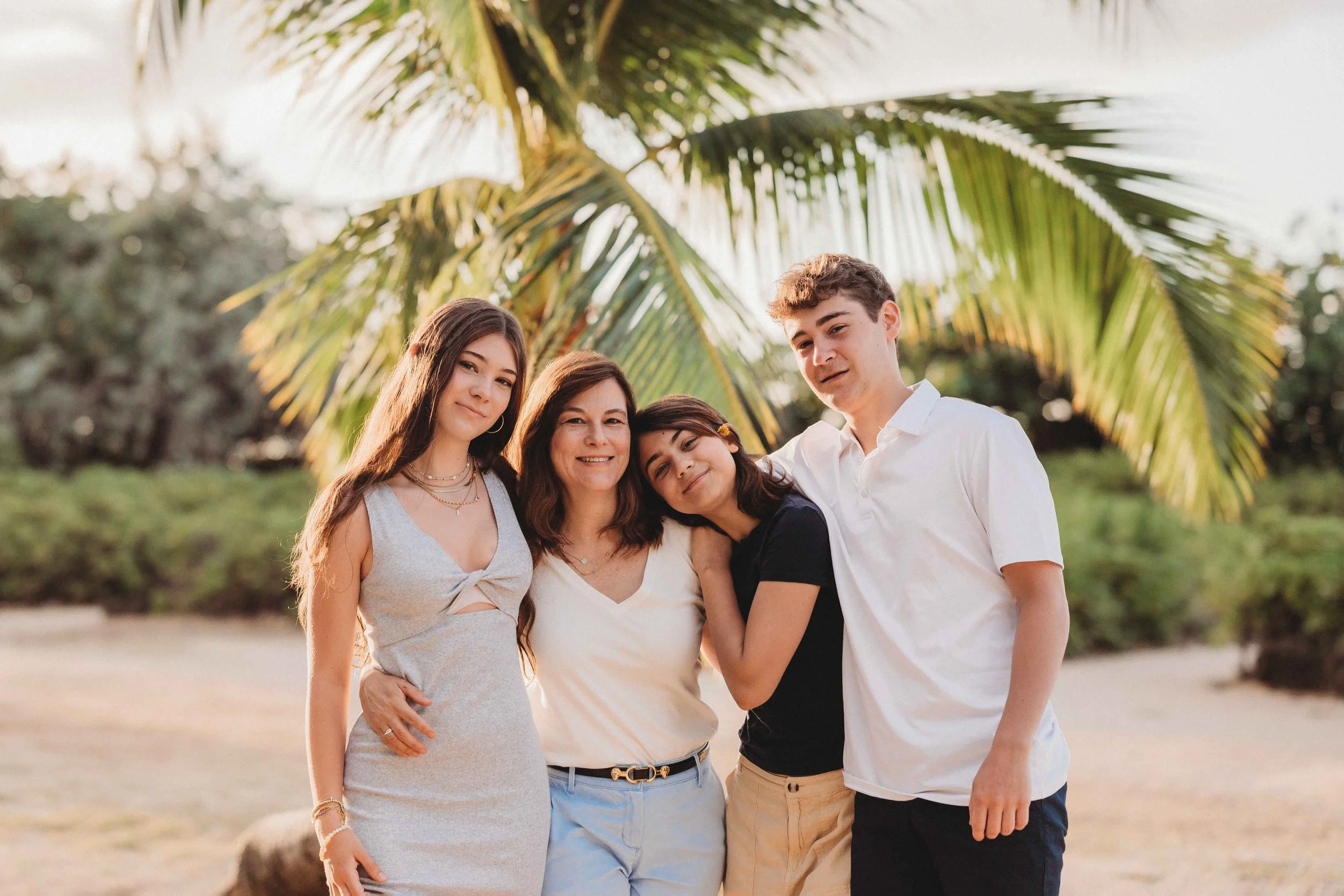 Wai'alae Beach Family Session, Oahu Photographer
