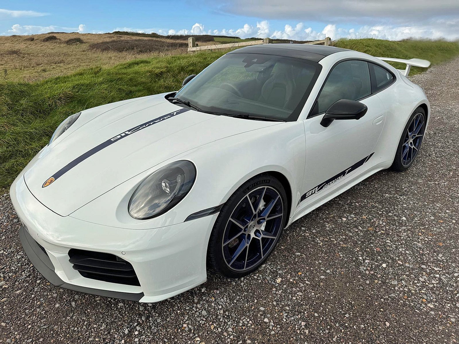 2025 Porsche 911 (992) Carrera T Six-Speed