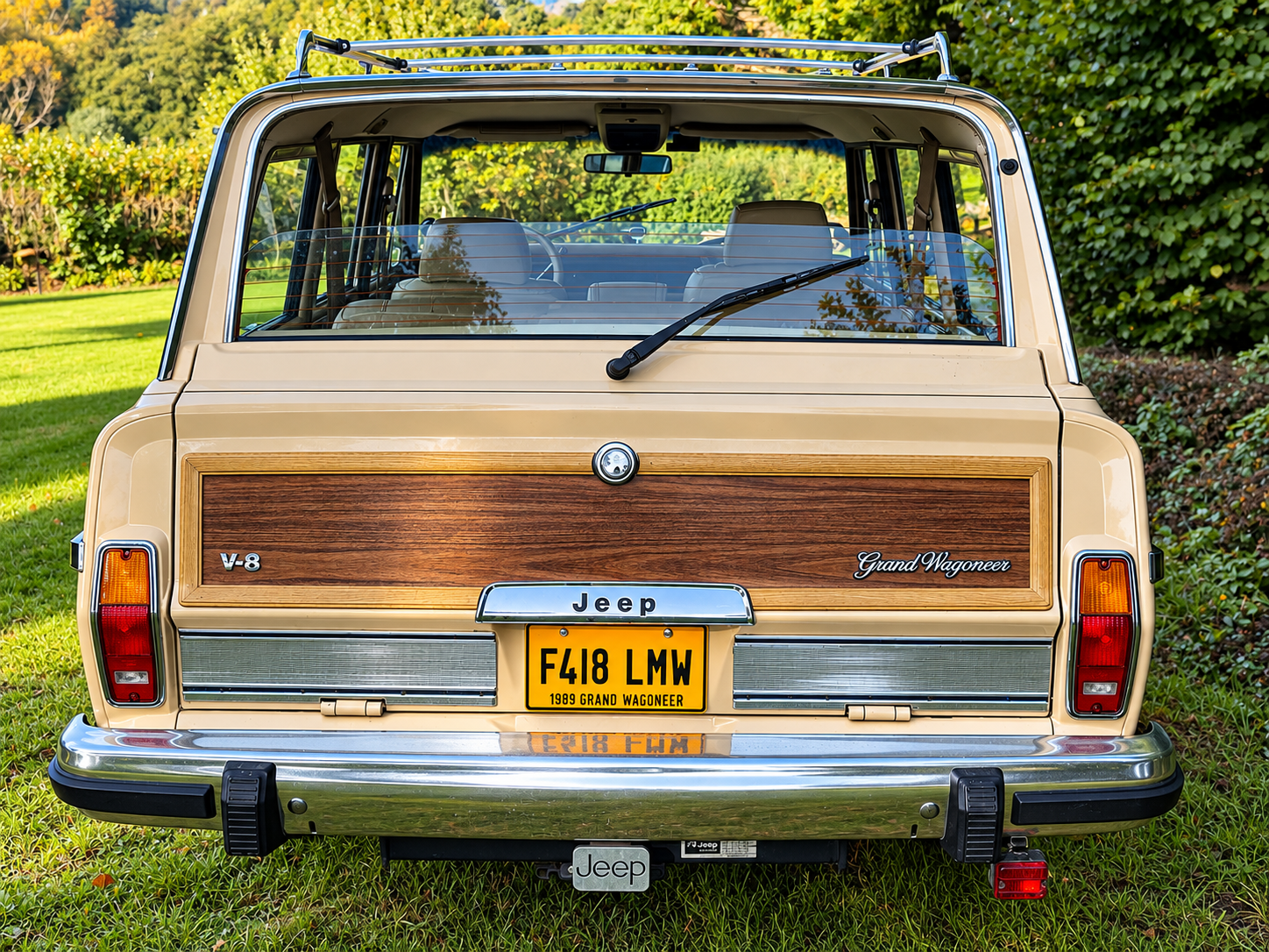 0001e_Classic Jeep Grand Wagoneer in the Countryside.png