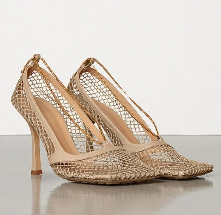 Bottega Veneta £750