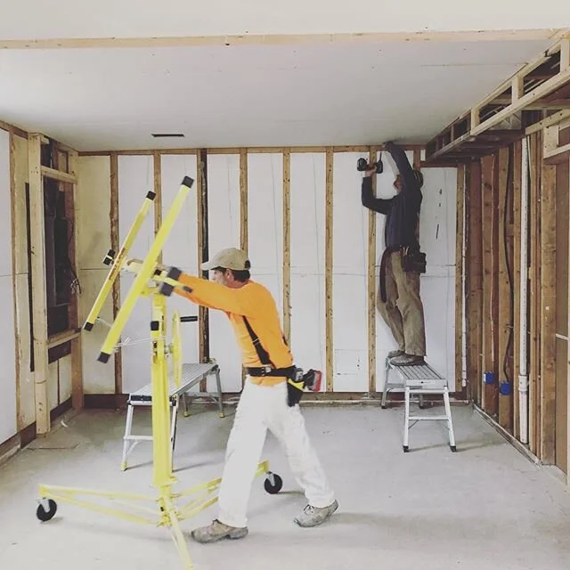 👋 hello living room!
&bull;
&bull;
&bull;
&bull;
&bull;
&bull;
#shenandoahvalley #frontroyal  #virginia #renovation #realestate #forsale #interiordesign #turnkey