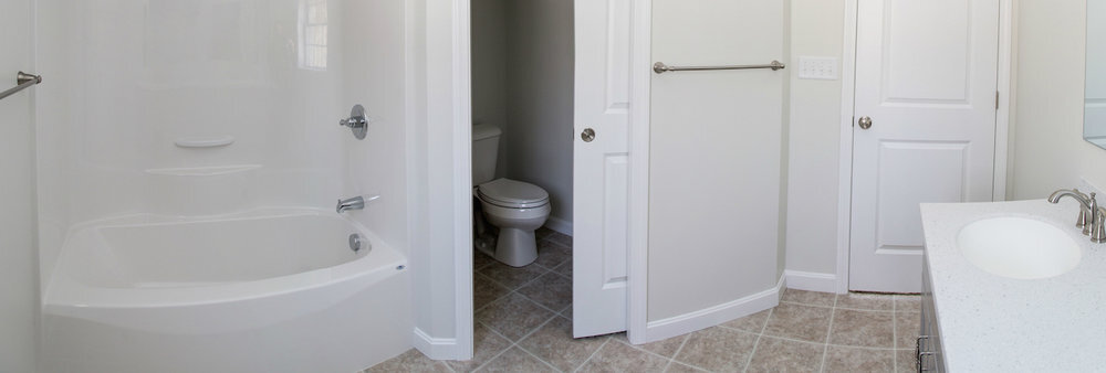 bathroom3.jpg