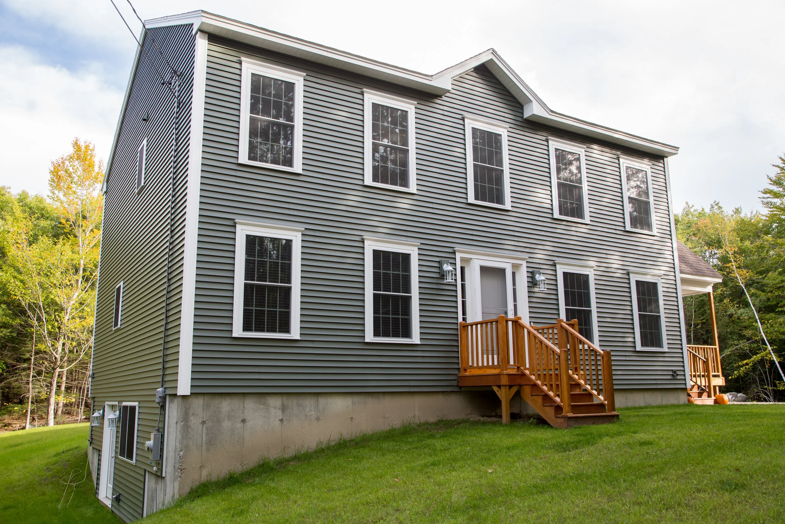 How to Choose the Right Siding for Your Home — Custom Home Construction