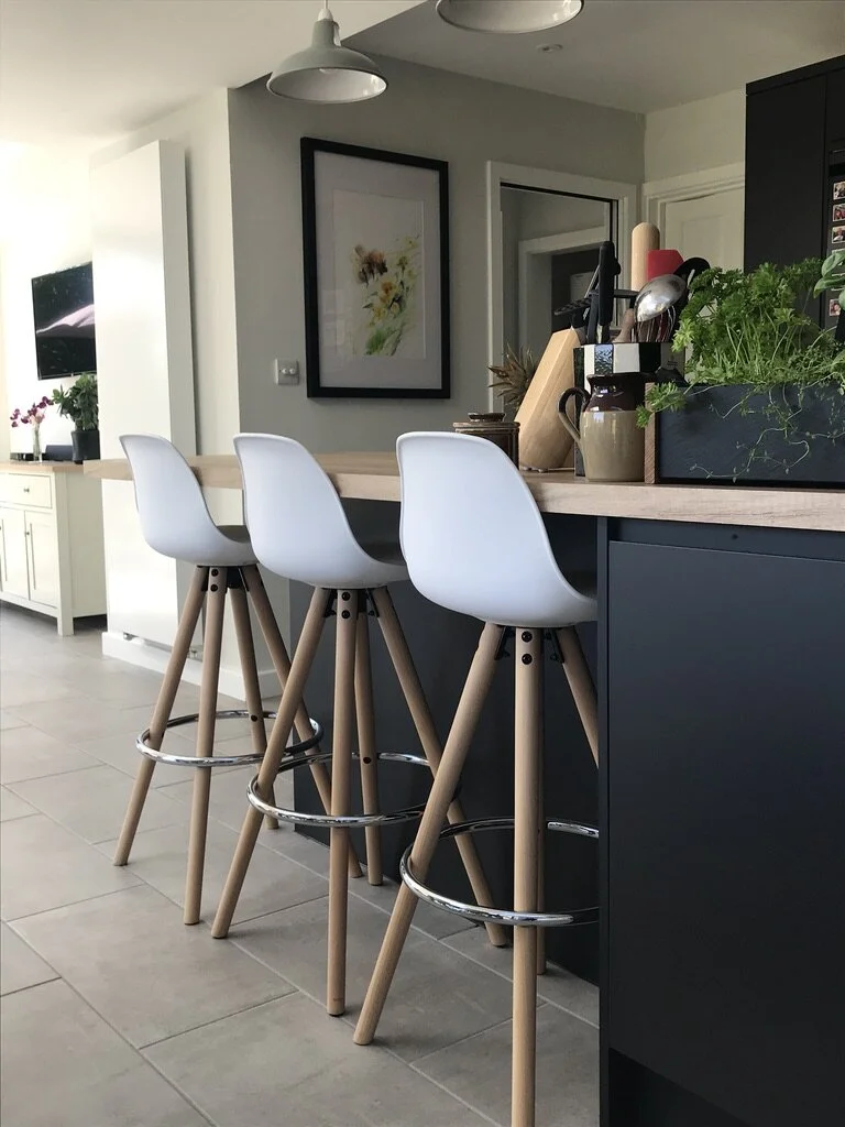 Kitchen Island unit with bar stools