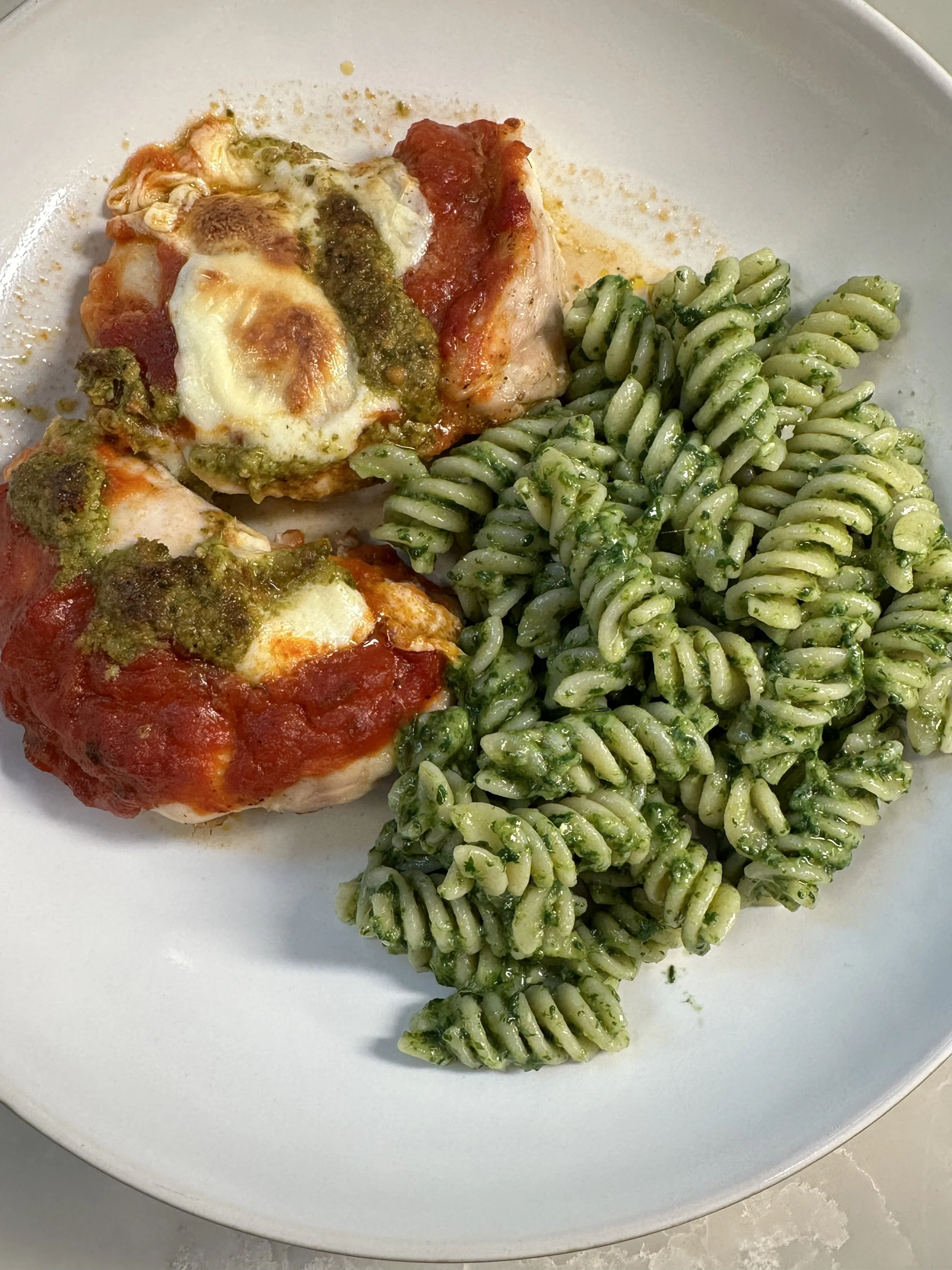 Pesto chicken & pasta