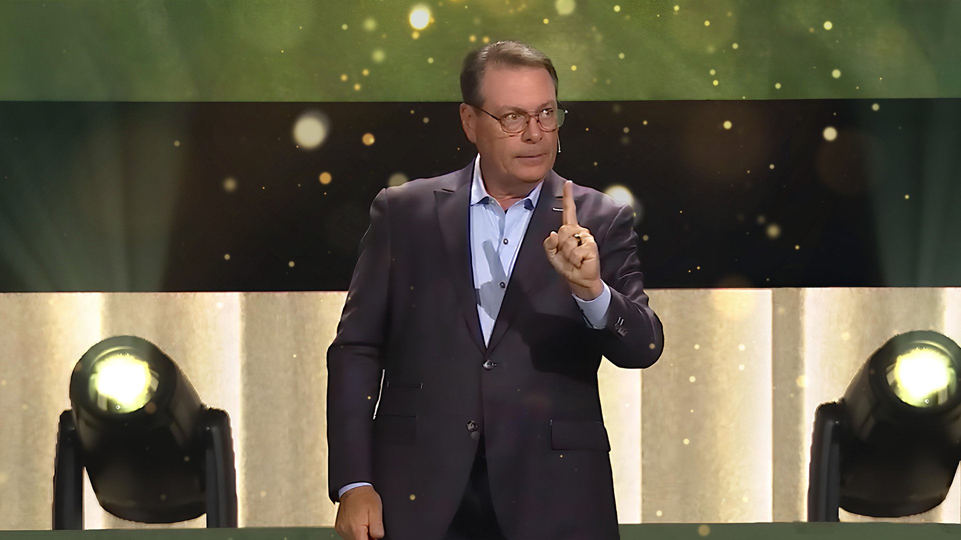 Chris Hodges: ‘God’s Supernatural Power Does What Seems Humanly Impossible’ 