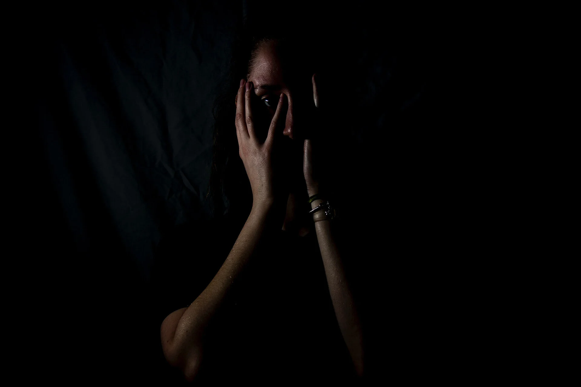 8 Ways to Tell if a Spirit of Death is Attacking You