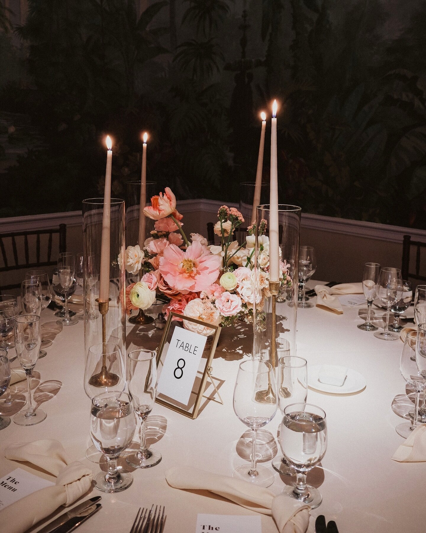 Pops of pink to celebrate Valentine&rsquo;s Day 💗 

Planner @mileenzarinevents
Photographer @faroutfeeling 
Venue @nybg
Catering @byconstellation 
Florals @designsbyahnnyc
Client @cherrydipped @kevinslovak2