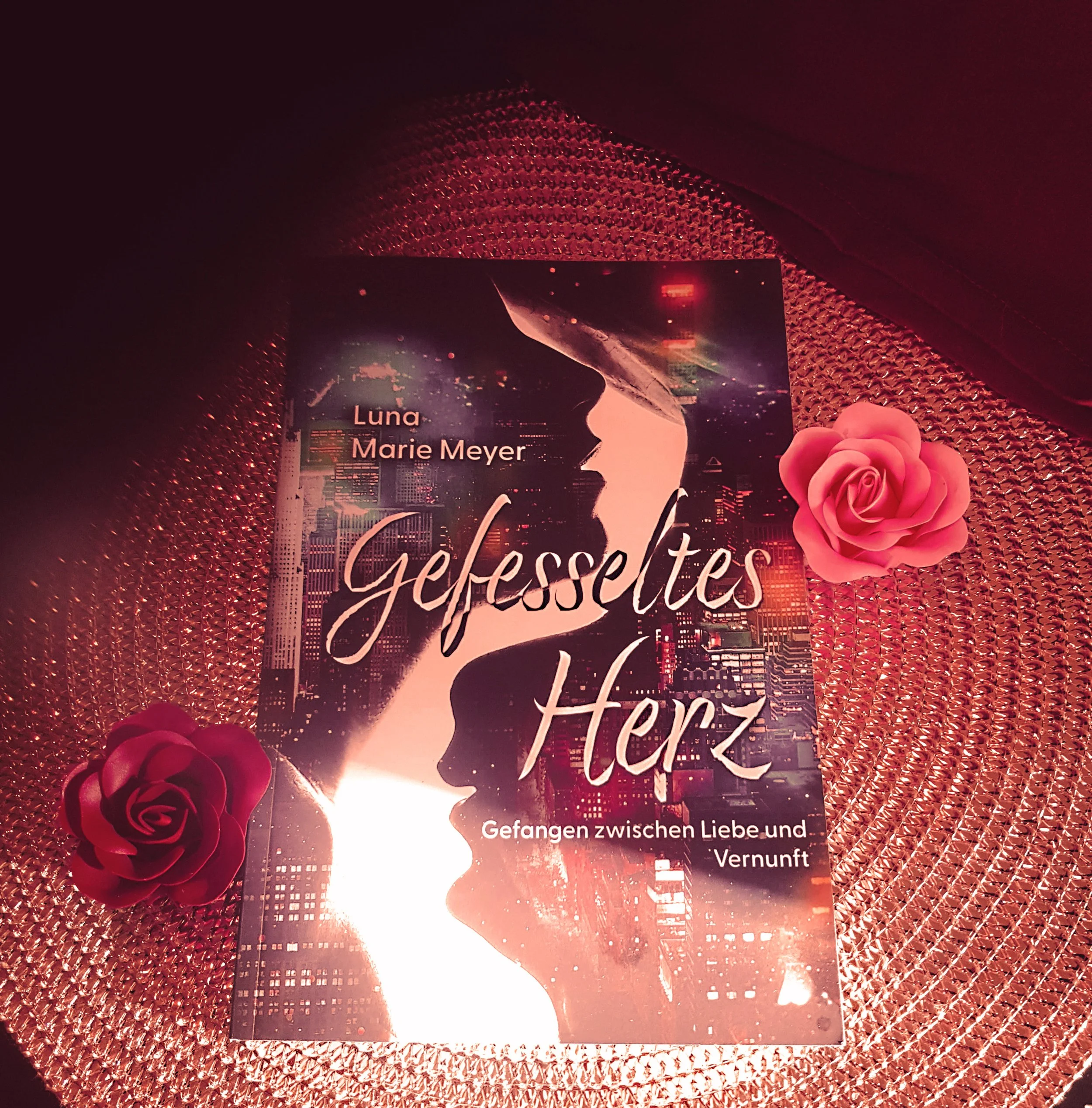 2 Gefesseltes Herz.jpg